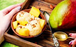 mango-ice-cream-with-mango_1024x640